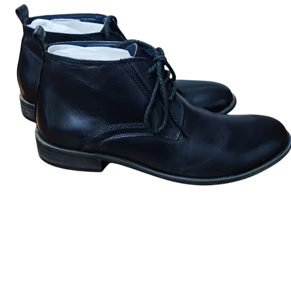 Steve Madden smokefree petfree